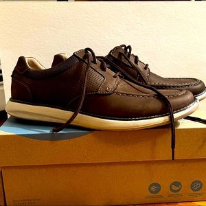 NWT Clark’s Un Pilot Sneakers⚡️⚡️Host’s Pick!!🎉🎉🎉